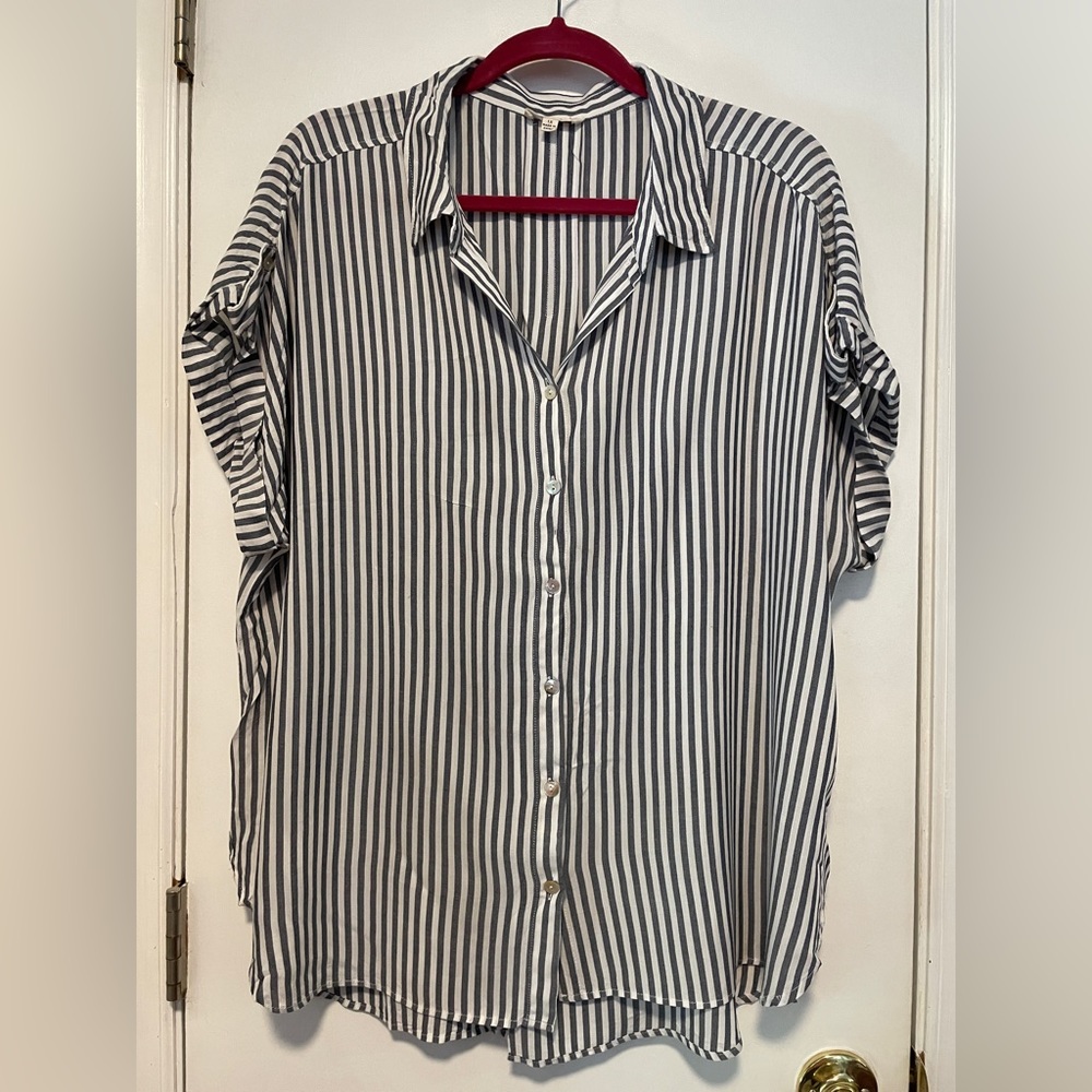 Jane and Delancey blouse grey and white stripe size 1X